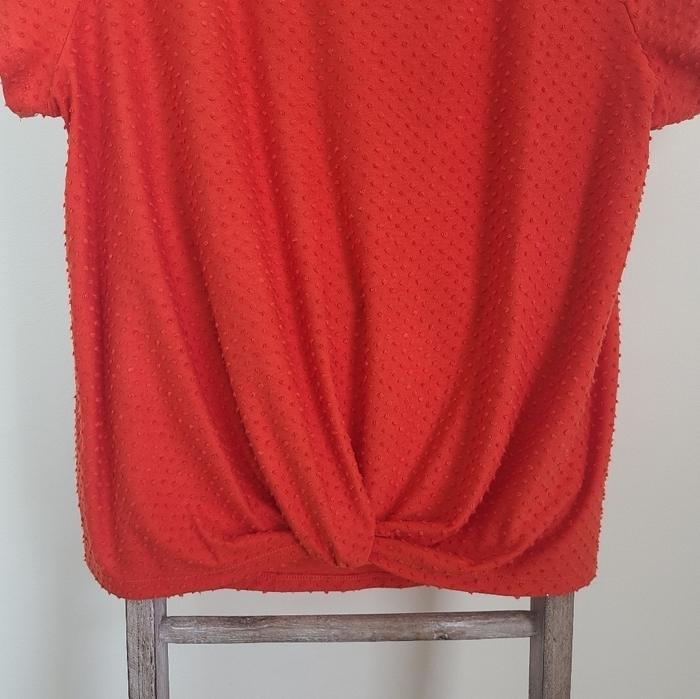 ⭐️40% Off⭐️ Rose + Olive Tomato Red Cross Front Top - Picture 4 of 8